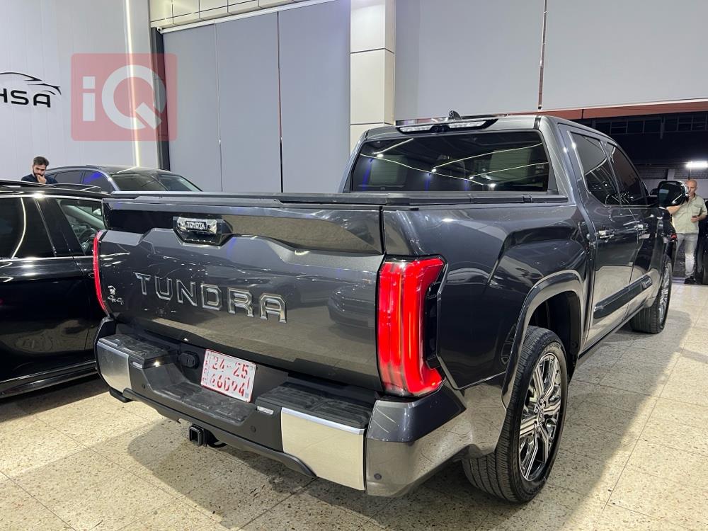 Toyota Tundra